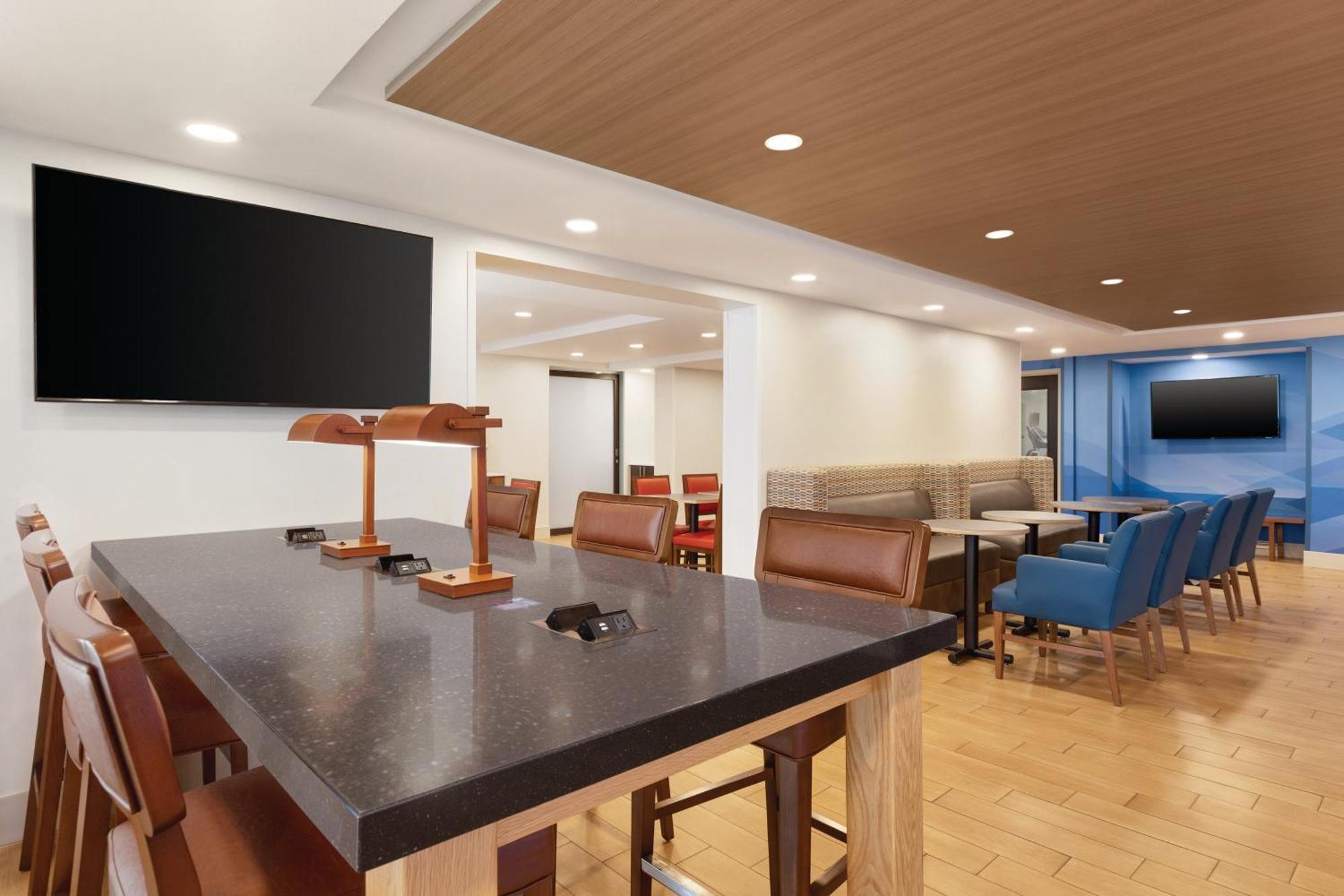 Holiday Inn Express Hartford South - Rocky Hill By Ihg Экстерьер фото